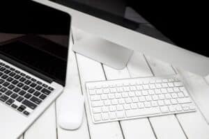 Cómo elegir un teclado externo si trabajas muchas horas escribiendo