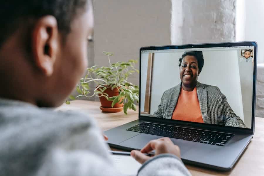 Imagen de Qué revisar antes de comprar una webcam para notebook con tapa delgada